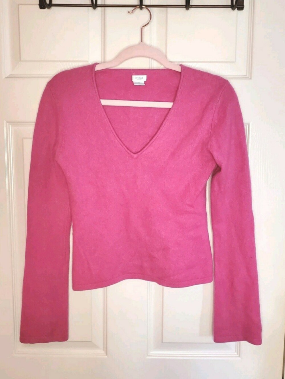 Aqua PInk V-Neck Cashmere Sweater